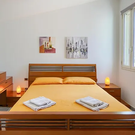 Διαμέρισμα Marina Freedom